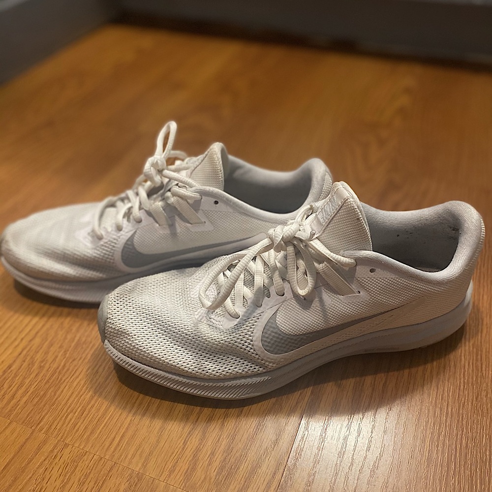 Nike sneakers size 8.5